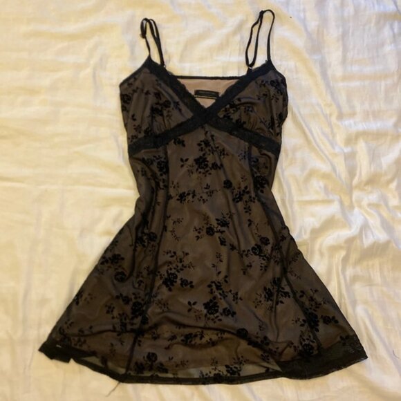 Urban Outfitters Dresses & Skirts - Black lace urban outfitters minidress